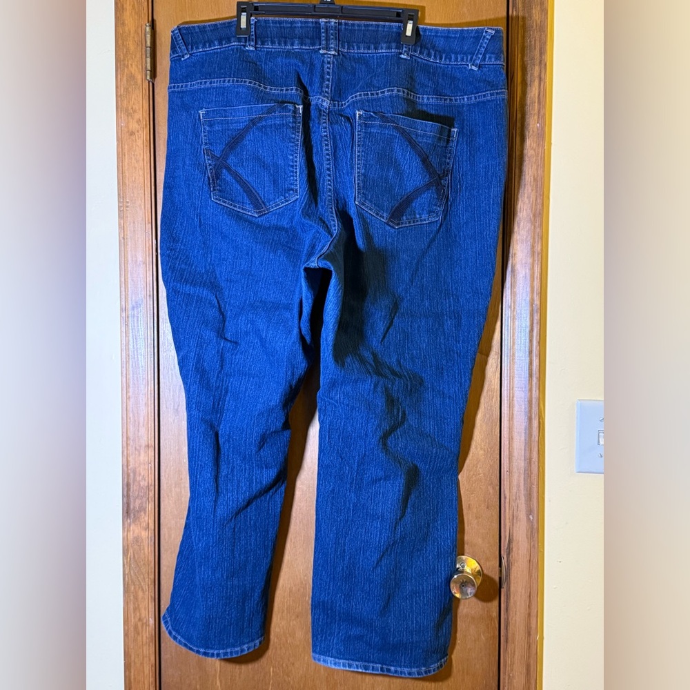 Lane Bryant Women’s Deep Blue Relaxed Jeans - Picture 4 of 7